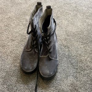 Grey velvet boots